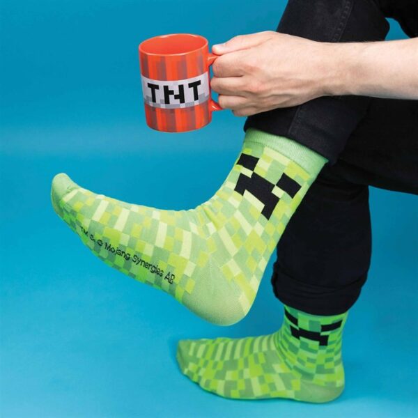 Minecraft Official Mug & Socks Set