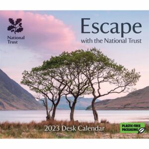 Escape with the National Trust Desk Calendar 2023